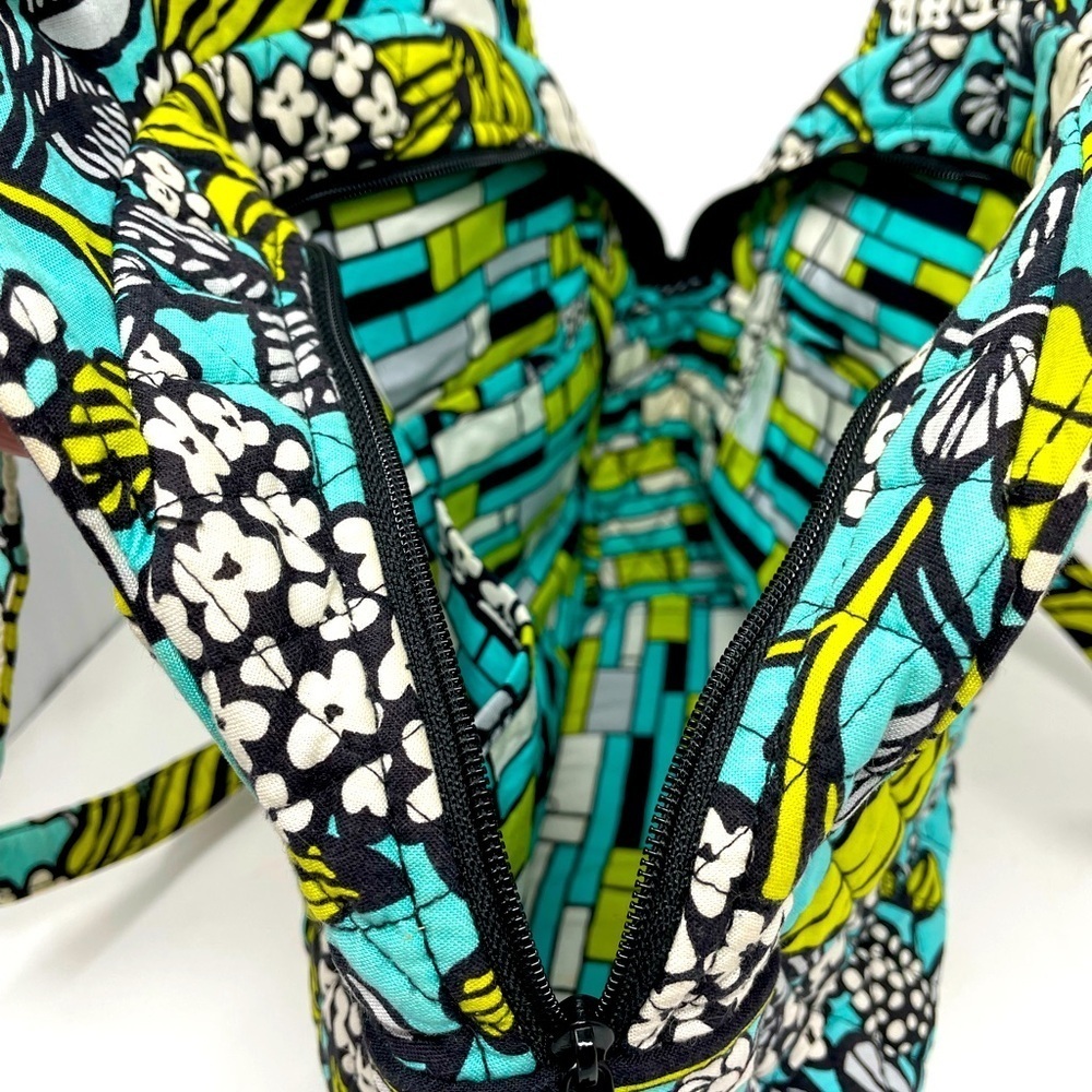 NWOT Vera Bradley Floral Quilted Shoulder Bag - Picture 8 of 11